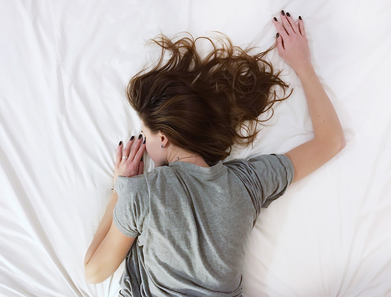 不眠症の方必見！1日1時間のヨガでぐっすり眠ることができる5